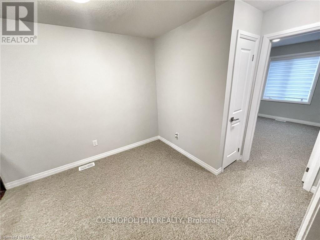 6715 Cropp St Street, Niagara Falls, Ontario  L2E 0B7 - Photo 20 - X12956358