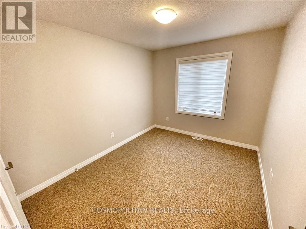 6715 Cropp St Street, Niagara Falls, Ontario  L2E 0B7 - Photo 27 - X12956358