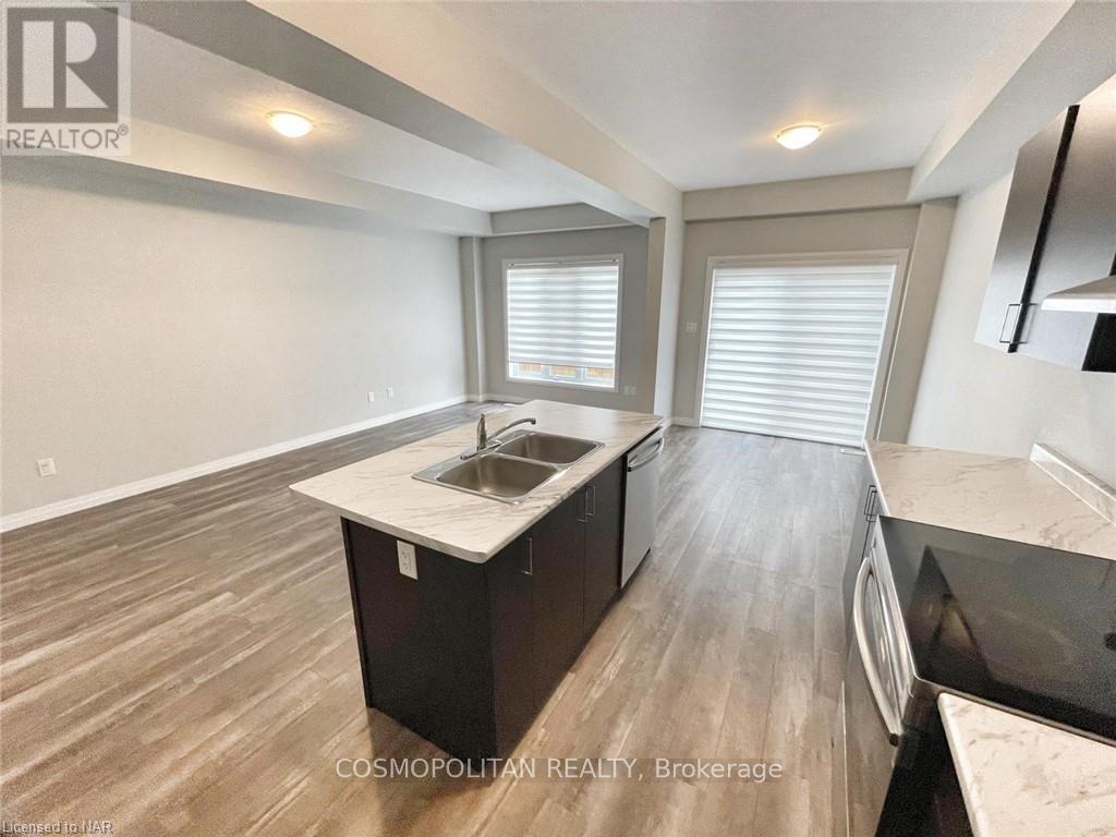 6715 Cropp St Street, Niagara Falls, Ontario  L2E 0B7 - Photo 9 - X12956358