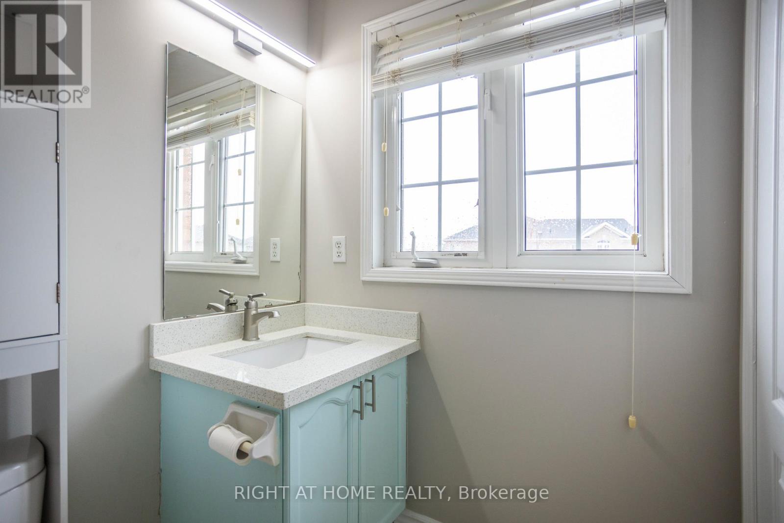 4 Wicklow Road, Brampton, Ontario  L6X 0J7 - Photo 16 - W12956368