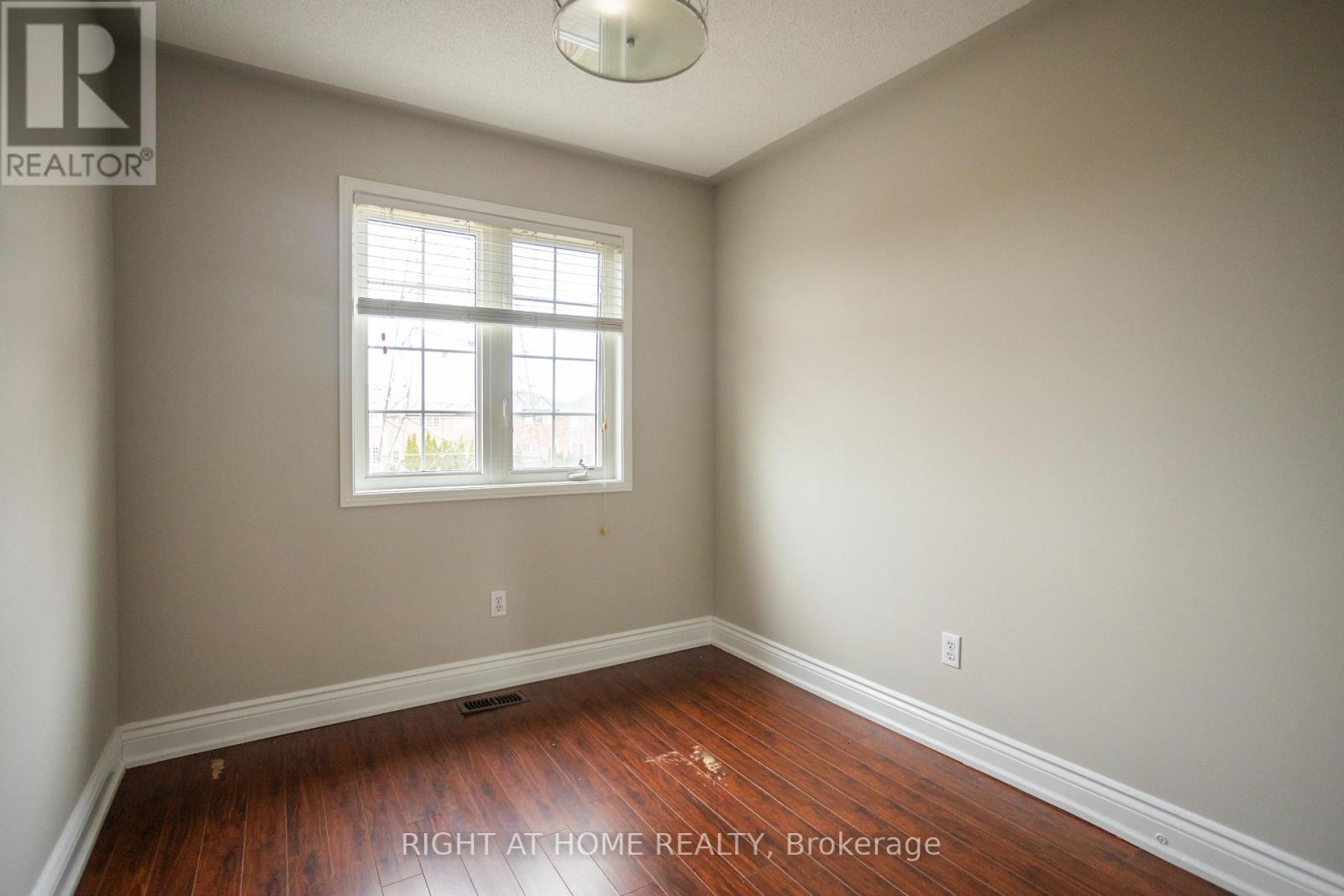 4 Wicklow Road, Brampton, Ontario  L6X 0J7 - Photo 20 - W12956368