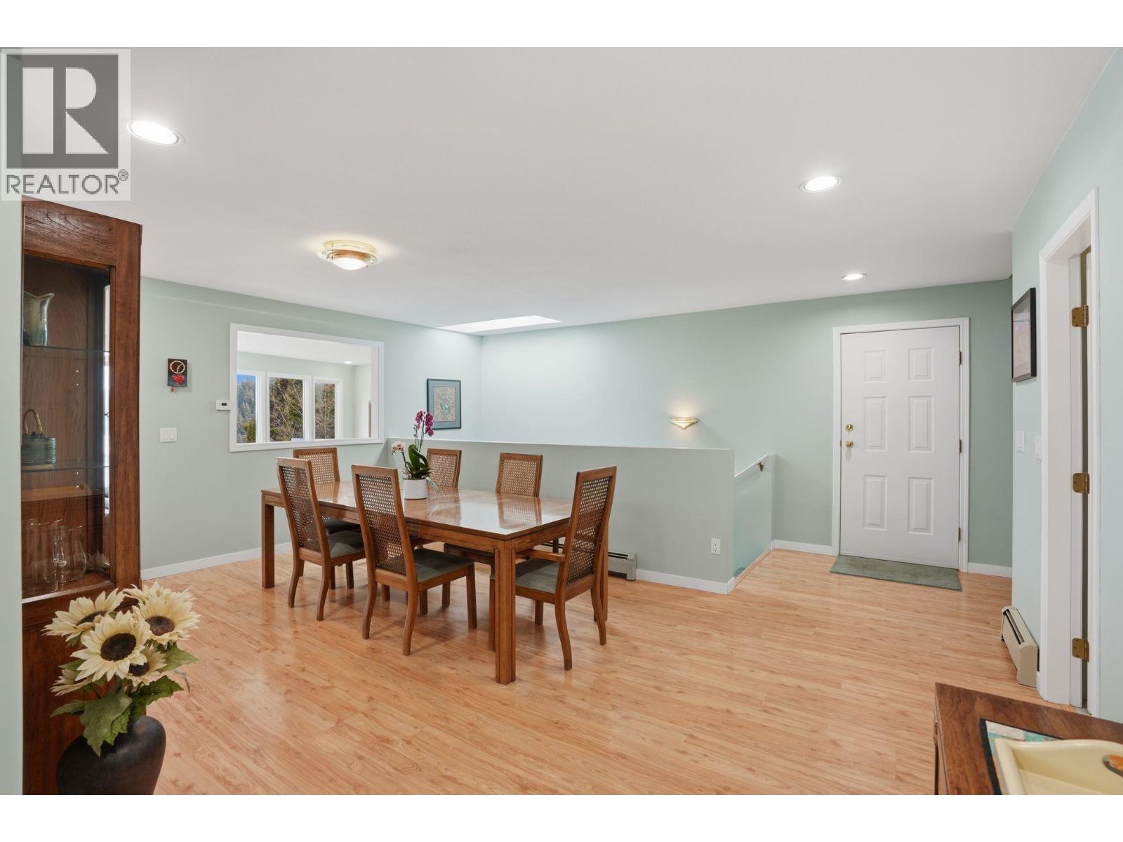 2341 Caledonia Avenue, North Vancouver, British Columbia  V7G 1T8 - Photo 19 - R3105668