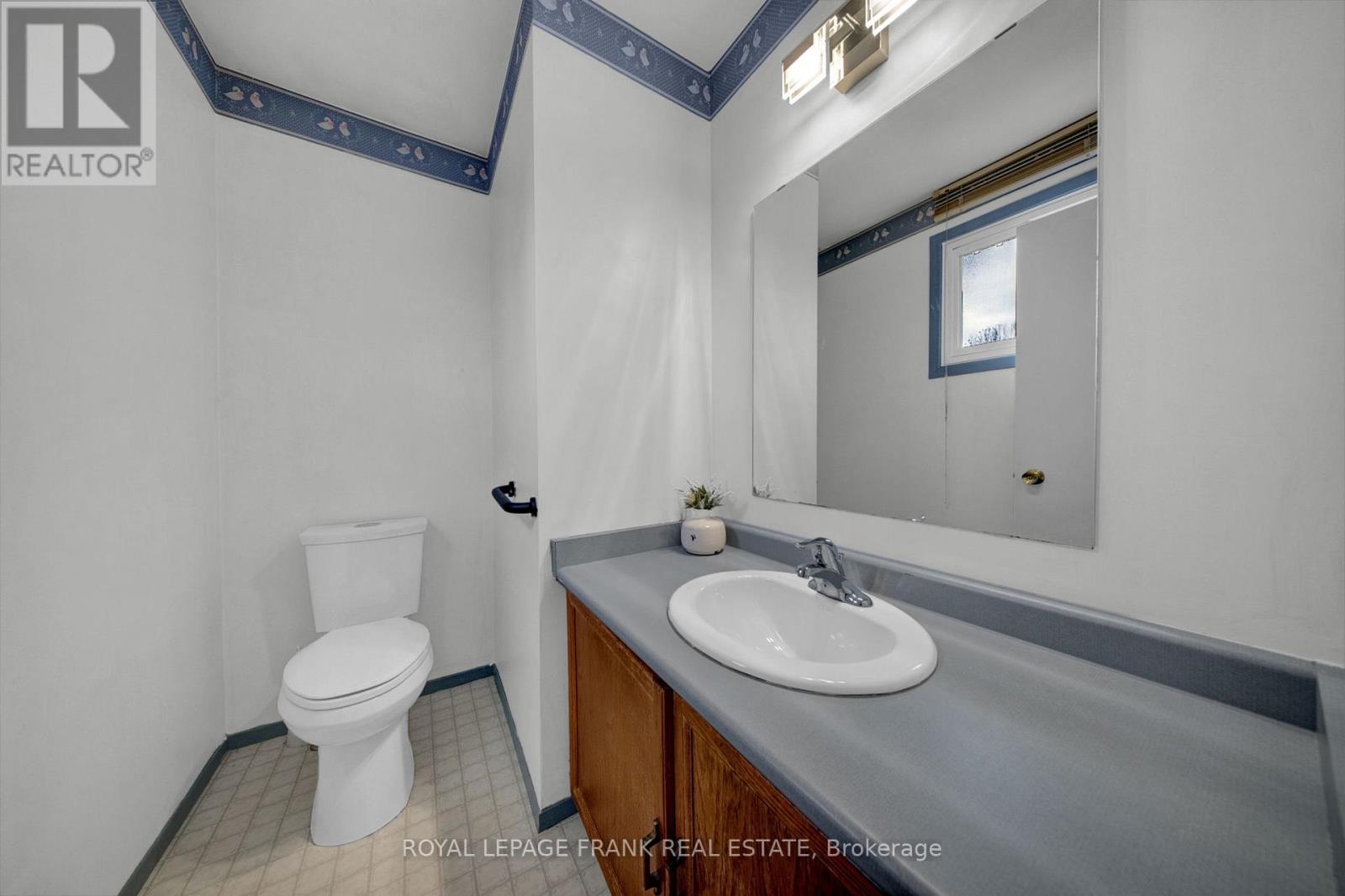 2 Fairbairn Court, Clarington, Ontario  L1C 4K9 - Photo 21 - E12950908