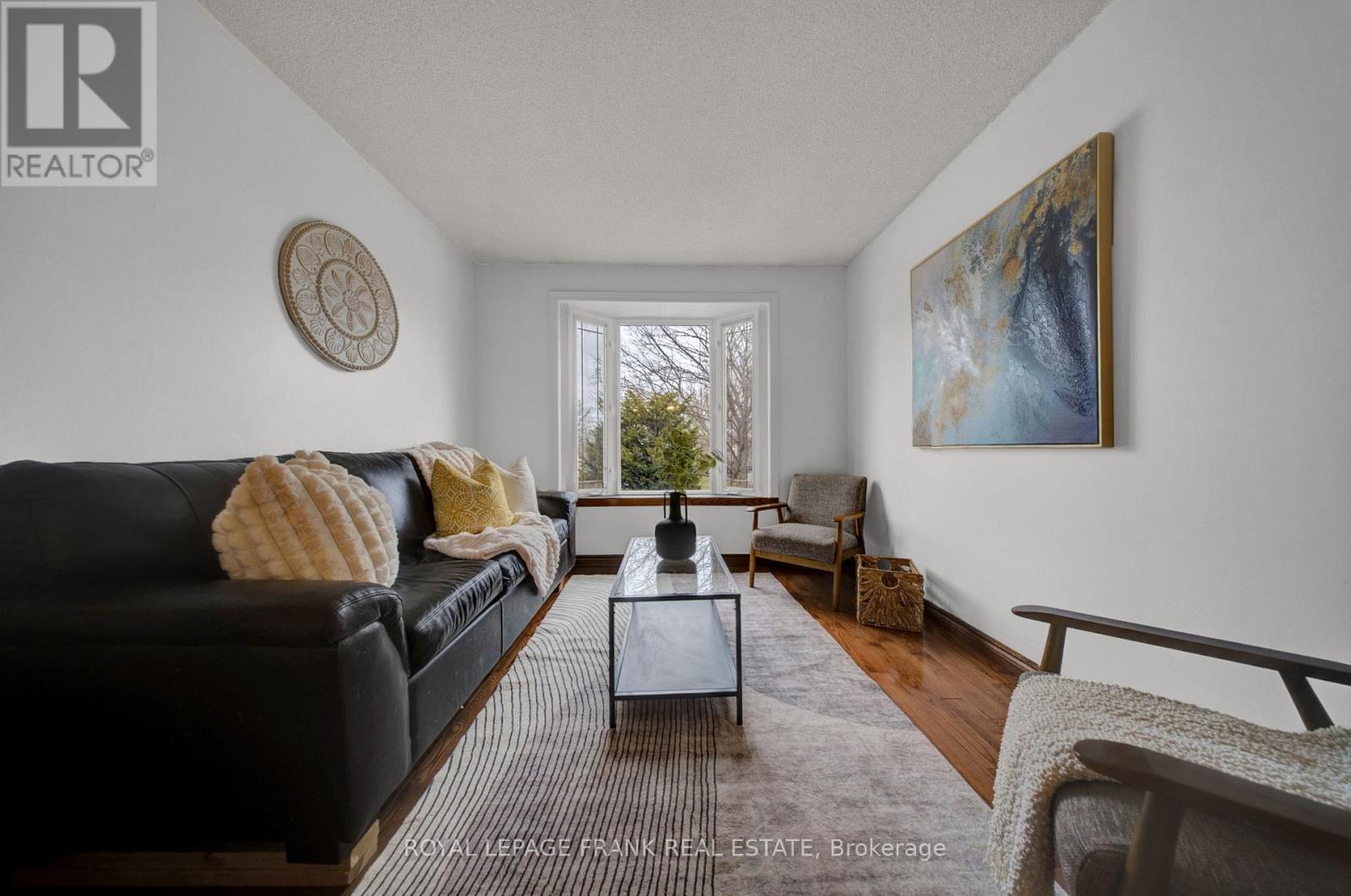 2 Fairbairn Court, Clarington, Ontario  L1C 4K9 - Photo 8 - E12950908