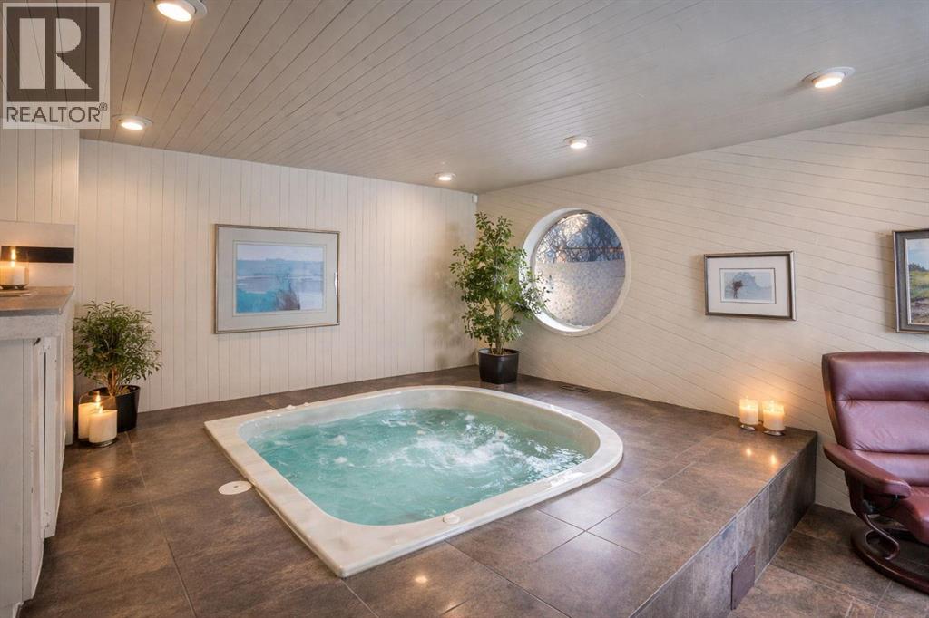 636 Varsity Estates Crescent Nw, Calgary, Alberta  T3B 3C7 - Photo 33 - A2298990