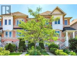 49 WILKES CRESCENT, Toronto, Ontario