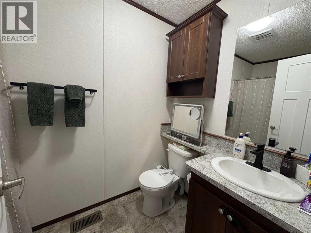 71, 4000 Minto Street, Penhold, Alberta  T0M 1R0 - Photo 14 - A2298878