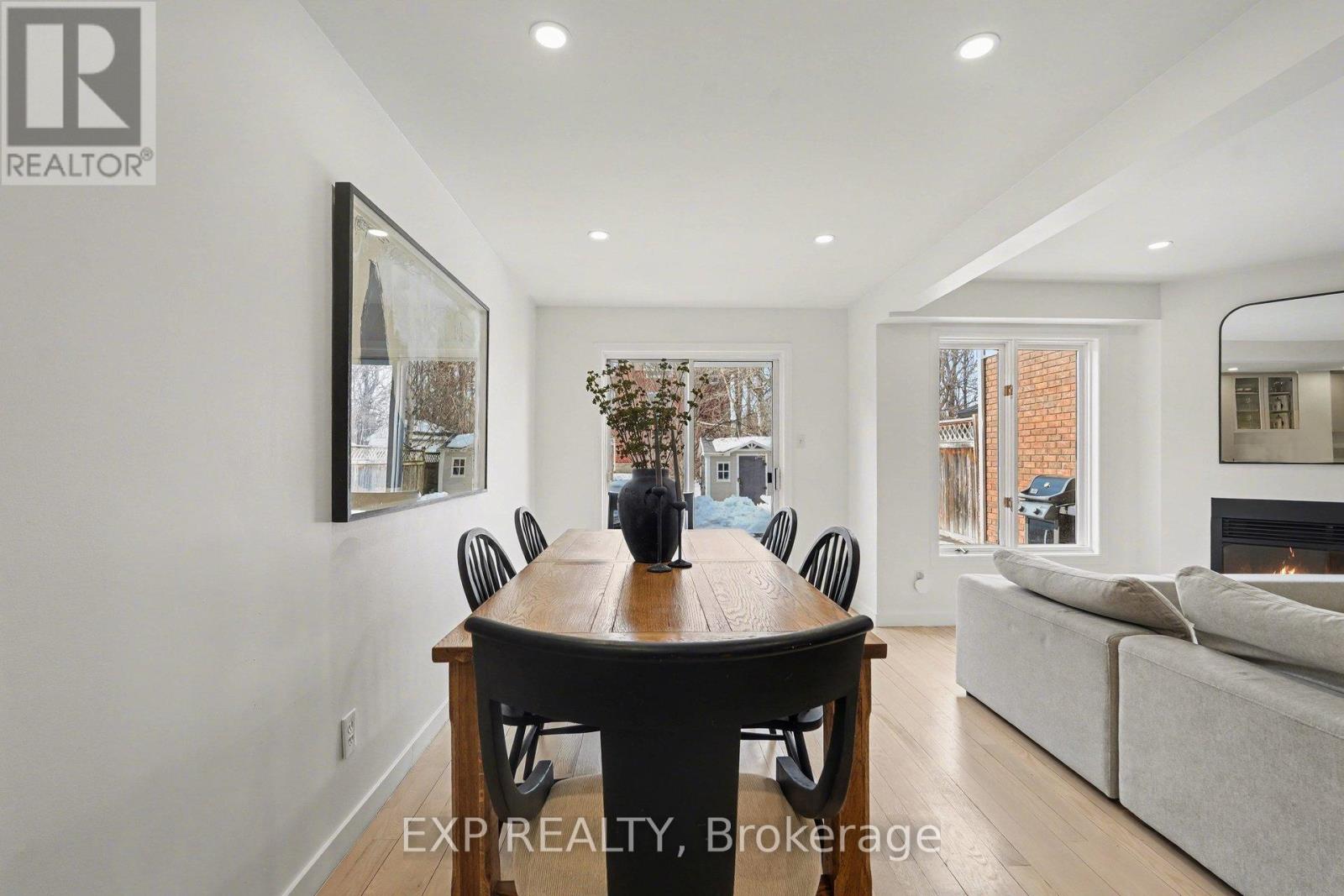 15 Hendrie Court, Ottawa, Ontario  K2L 4A4 - Photo 11 - X12868868