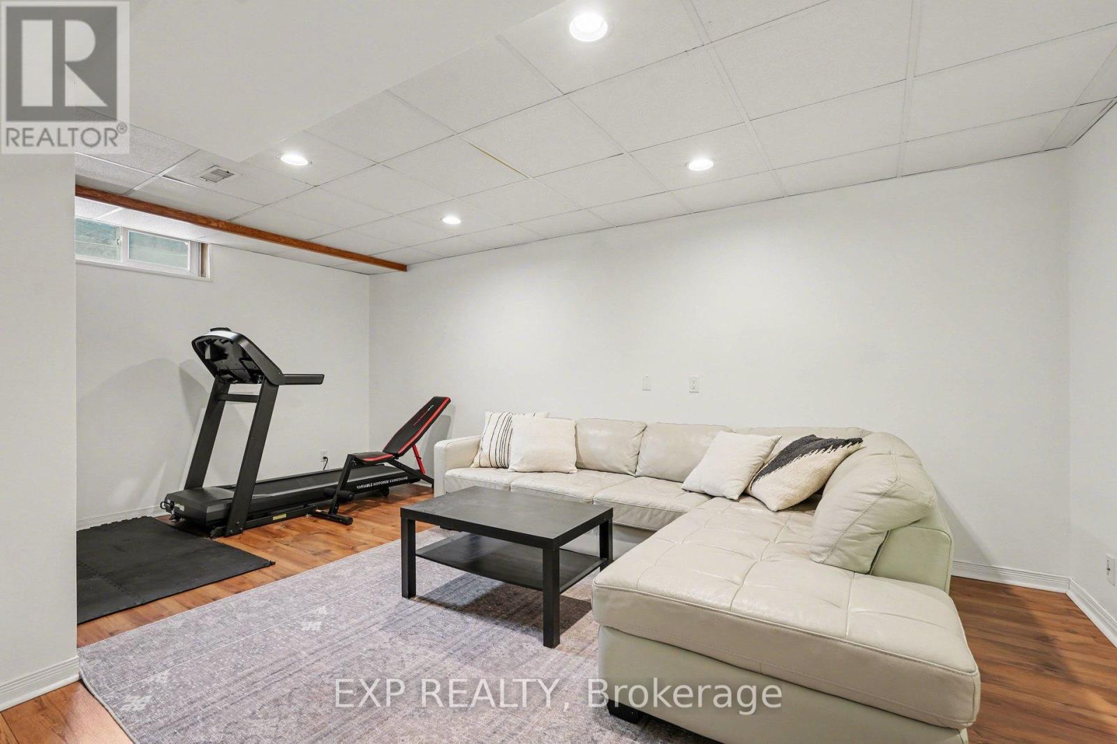 15 Hendrie Court, Ottawa, Ontario  K2L 4A4 - Photo 26 - X12868868