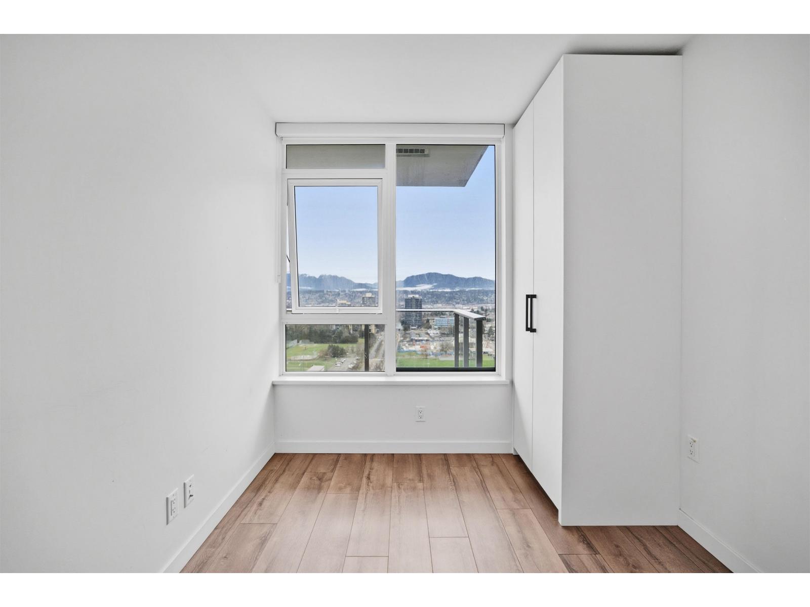 2602 10448 University Drive, Surrey, British Columbia  V3T 0S7 - Photo 12 - R3106598