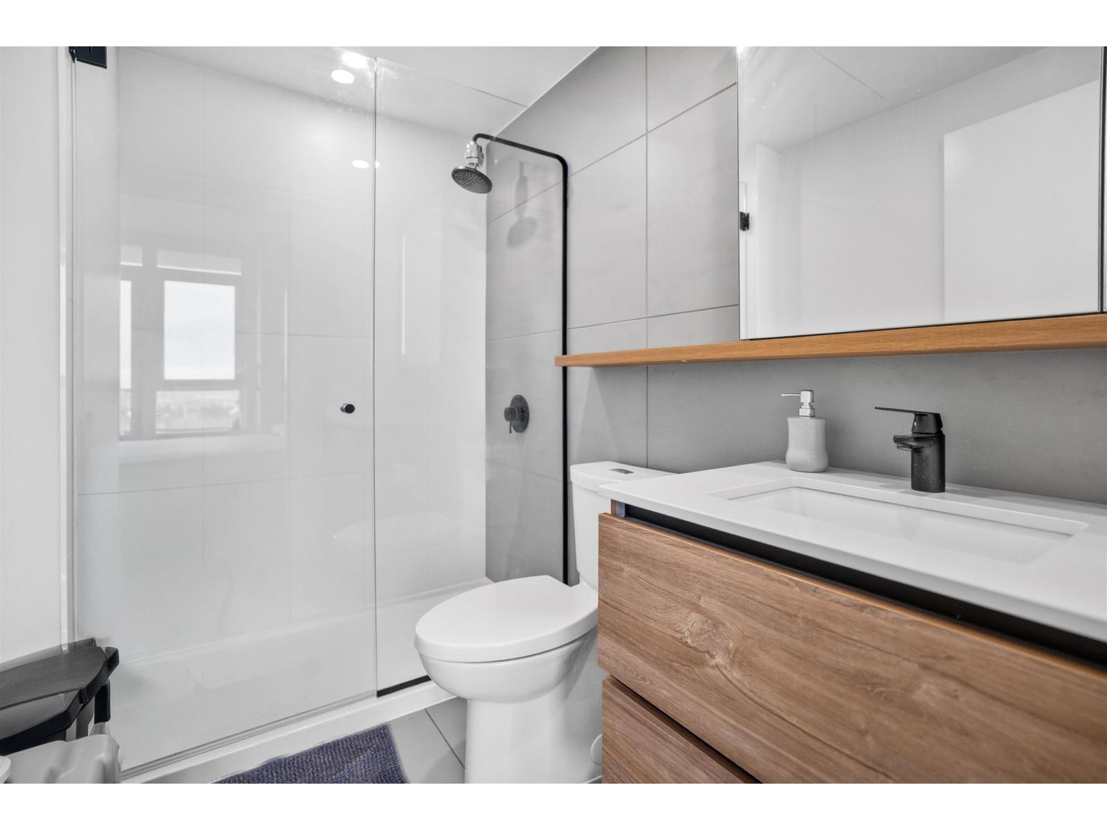 2602 10448 University Drive, Surrey, British Columbia  V3T 0S7 - Photo 7 - R3106598