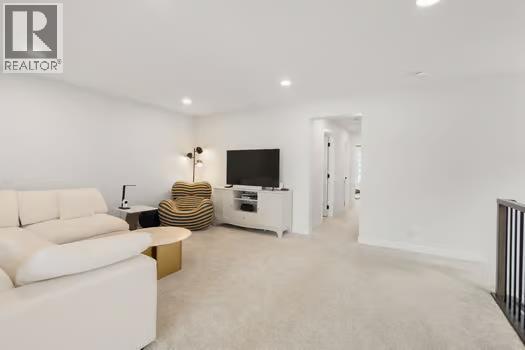 67 Royston Heath Nw, Calgary, Alberta  T3L 0K3 - Photo 17 - A2291573