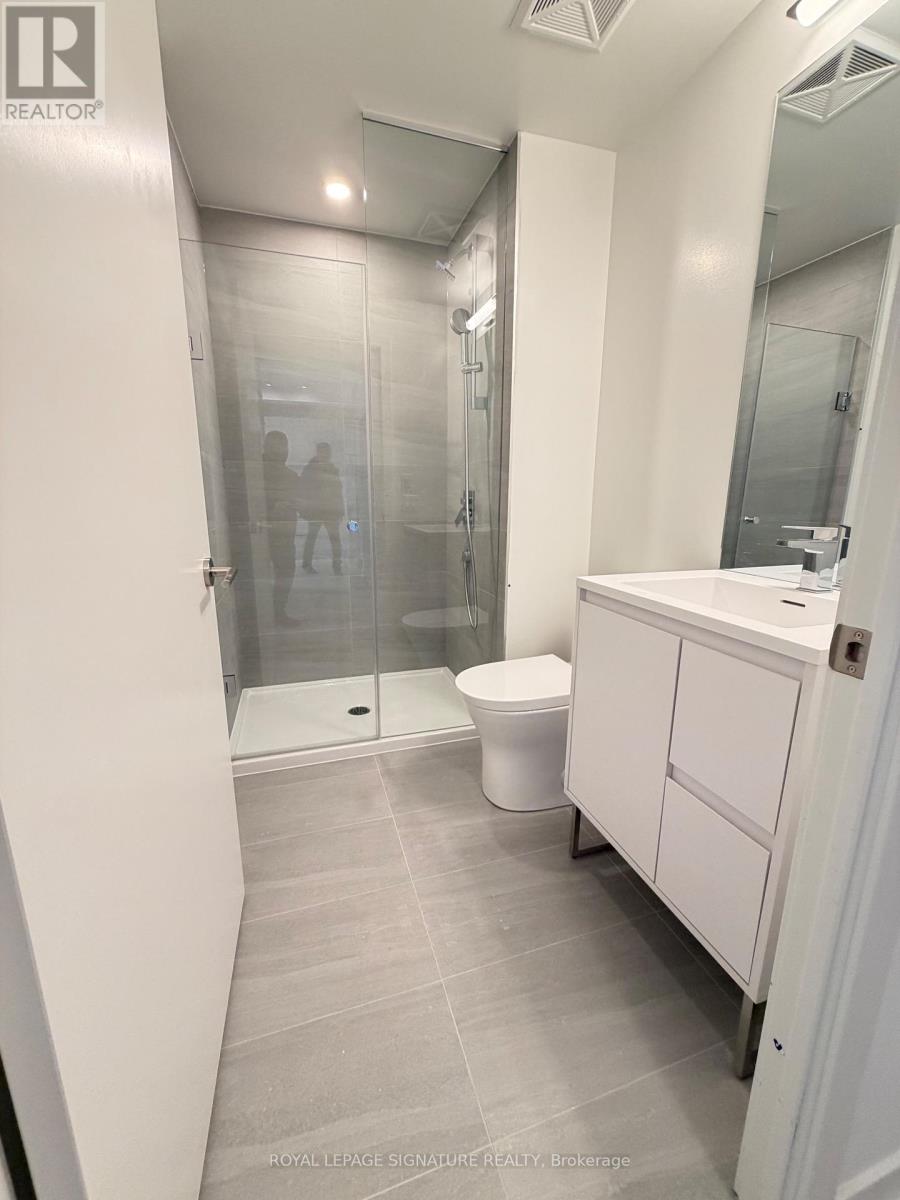 3008 - 1 Quarrington Lane, Toronto, Ontario  M3C 0S4 - Photo 11 - C12956376