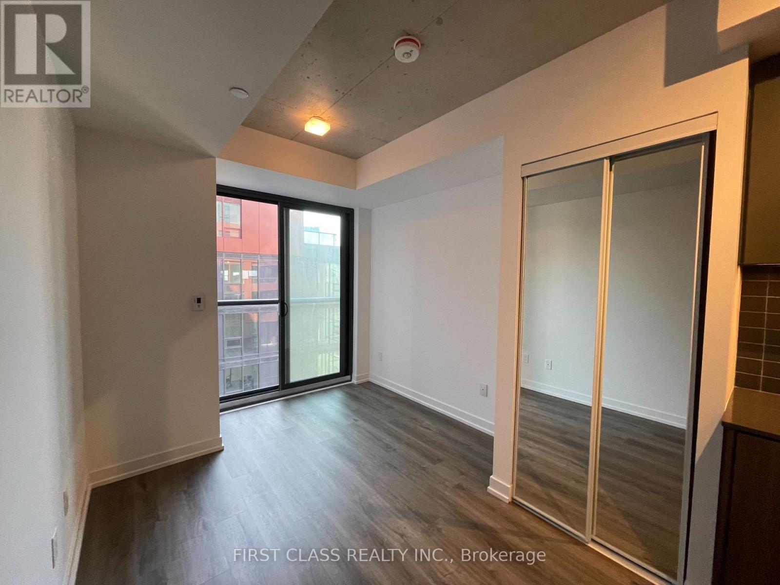 902 - 28 Eastern Avenue, Toronto, Ontario  M5A 0Y2 - Photo 4 - C12956382