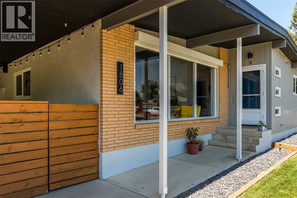 1806 17a Street S, Lethbridge, Alberta  T1K 1Z8 - Photo 2 - A2298877