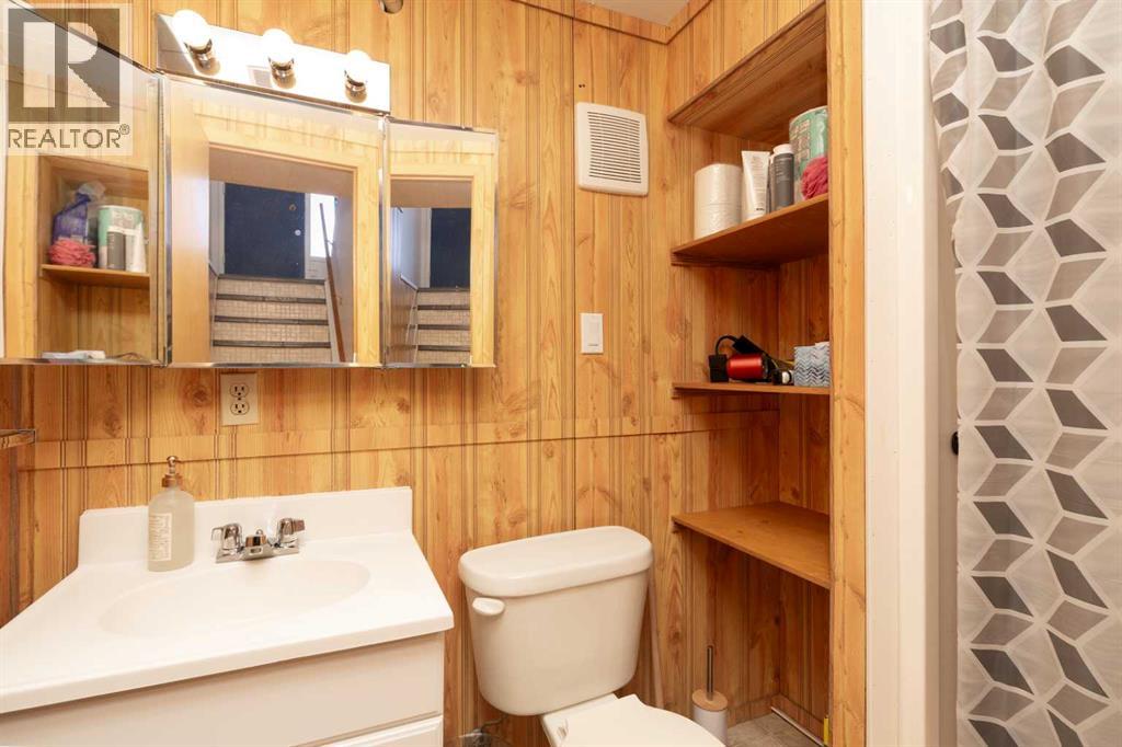 1806 17a Street S, Lethbridge, Alberta  T1K 1Z8 - Photo 28 - A2298877