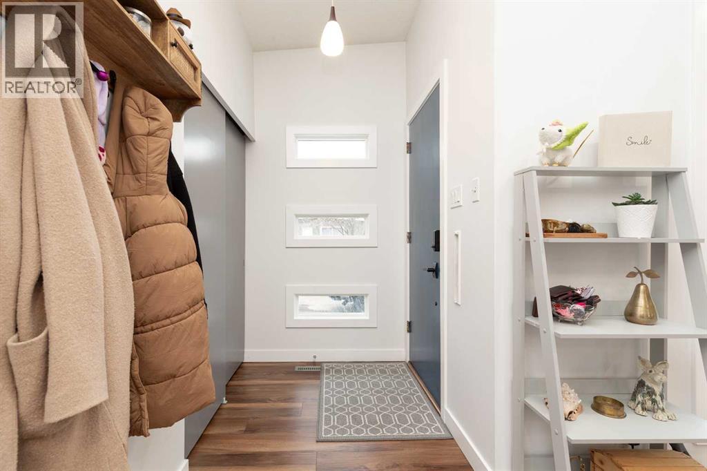 1806 17a Street S, Lethbridge, Alberta  T1K 1Z8 - Photo 3 - A2298877