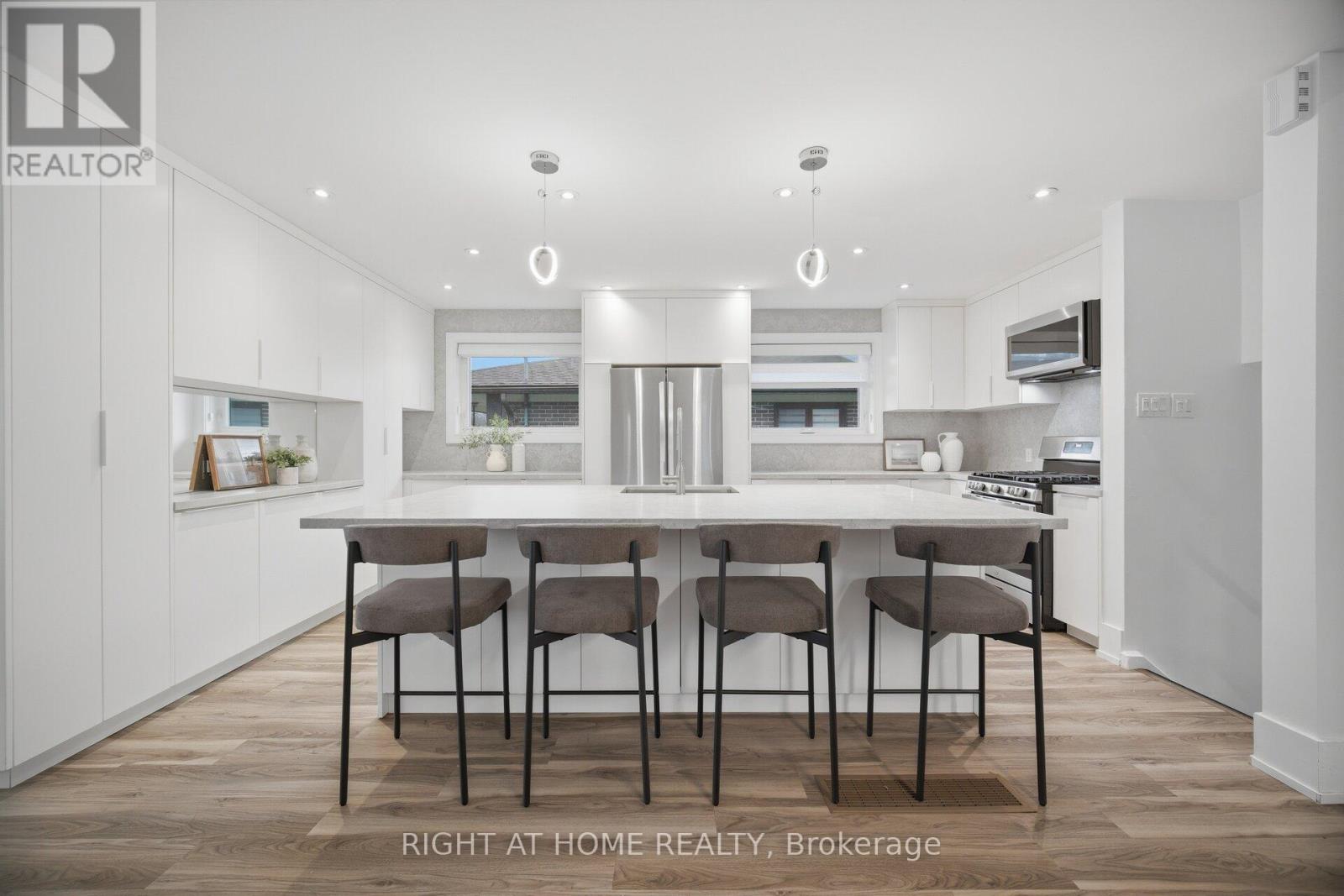 1492 Agnew Road, Mississauga, Ontario  L5J 3G9 - Photo 10 - W12956392