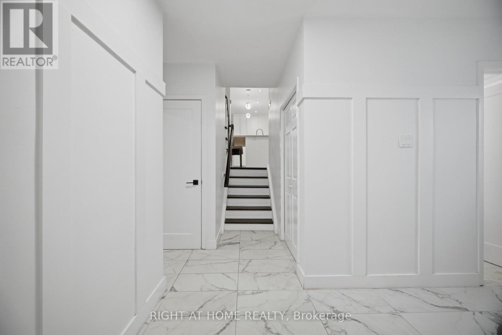 1492 Agnew Road, Mississauga, Ontario  L5J 3G9 - Photo 14 - W12956392