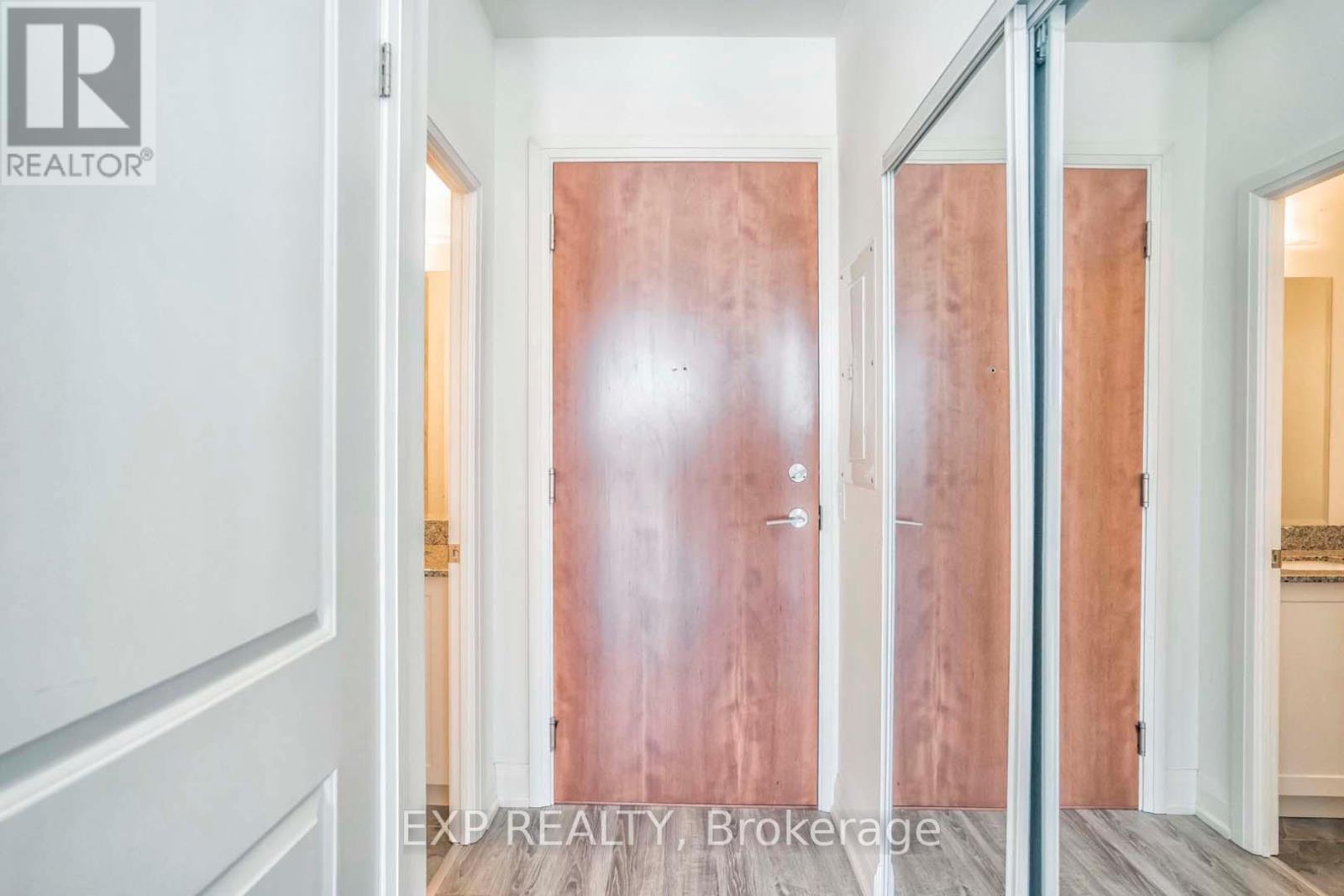 605 - 2800 Keele Street, Toronto, Ontario  M3M 0B8 - Photo 9 - W12956398