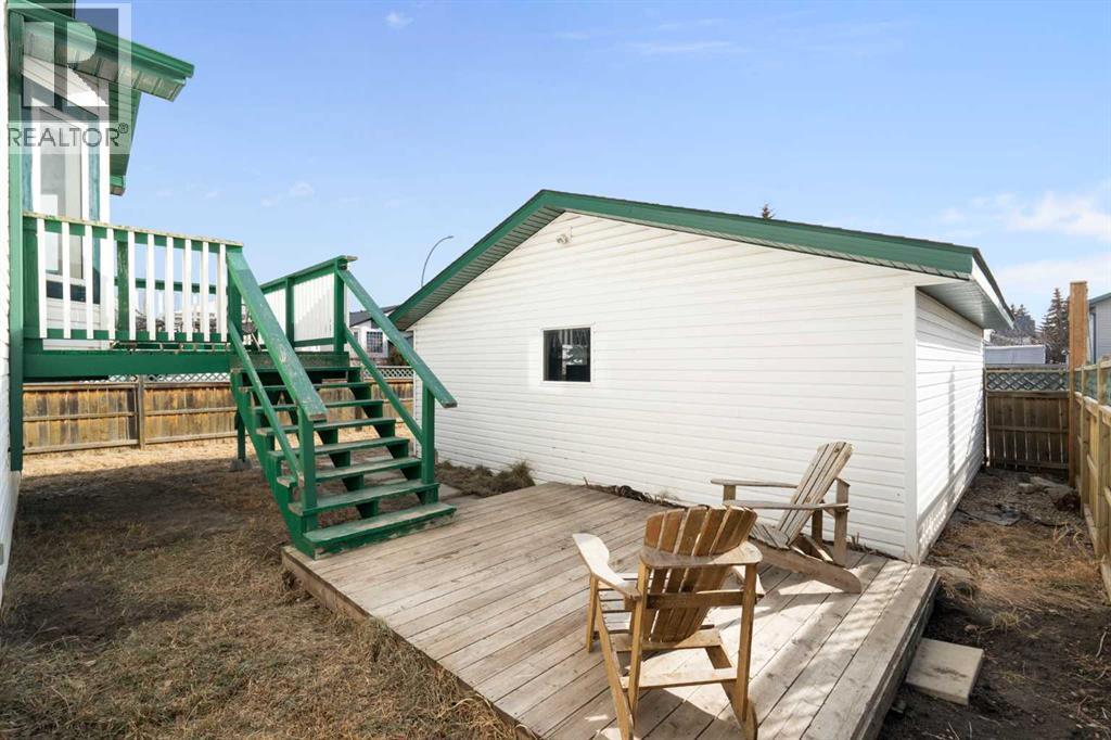 111 Woodside Circle NW, Airdrie, Alberta  T4B 2J8 - Photo 28 - A2283388