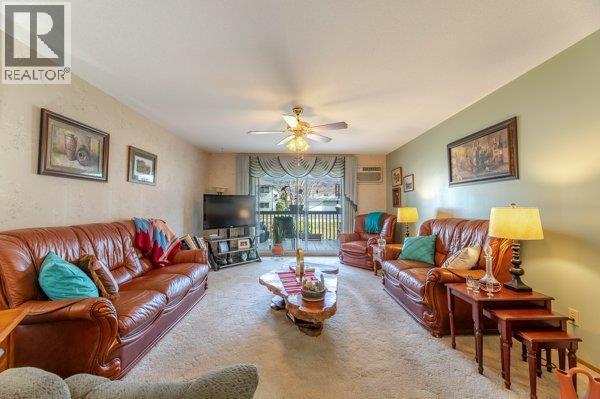 262 Kinney Avenue Unit# 205 Penticton Photo 2