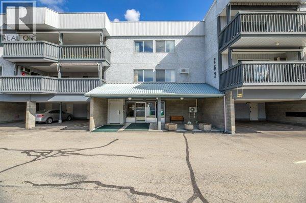 262 Kinney Avenue Unit# 205 Penticton Photo 43