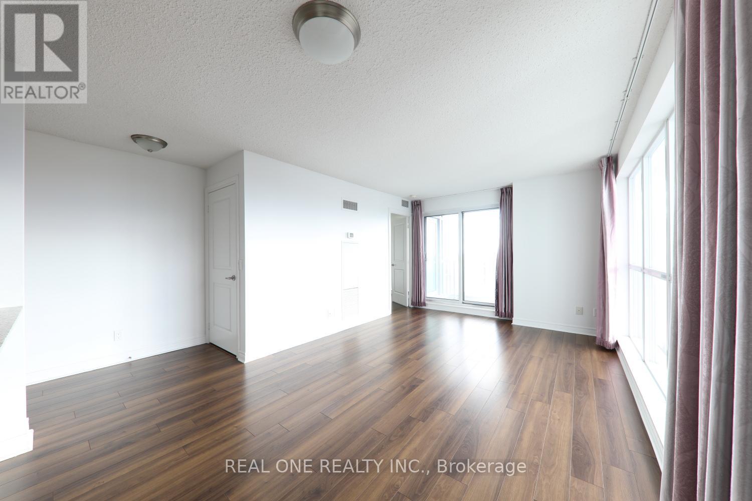 1502 - 50 Town Centre Court, Toronto, Ontario  M1P 0A9 - Photo 4 - E12956312