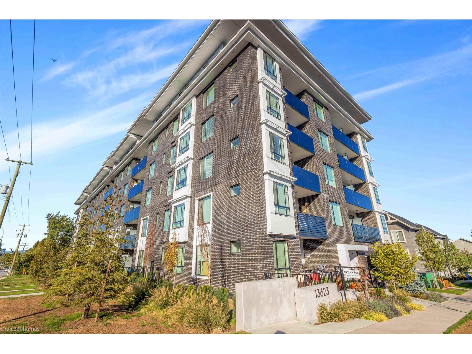 313 13623 81a Avenue, Surrey, British Columbia  V3W 3N7 - Photo 2 - R3105201