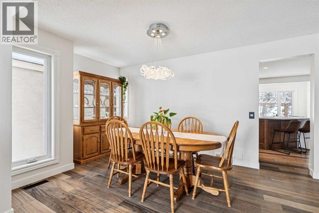 179 Mt Copper Park Se, Calgary, Alberta  T2Z 2K1 - Photo 9 - A2297967