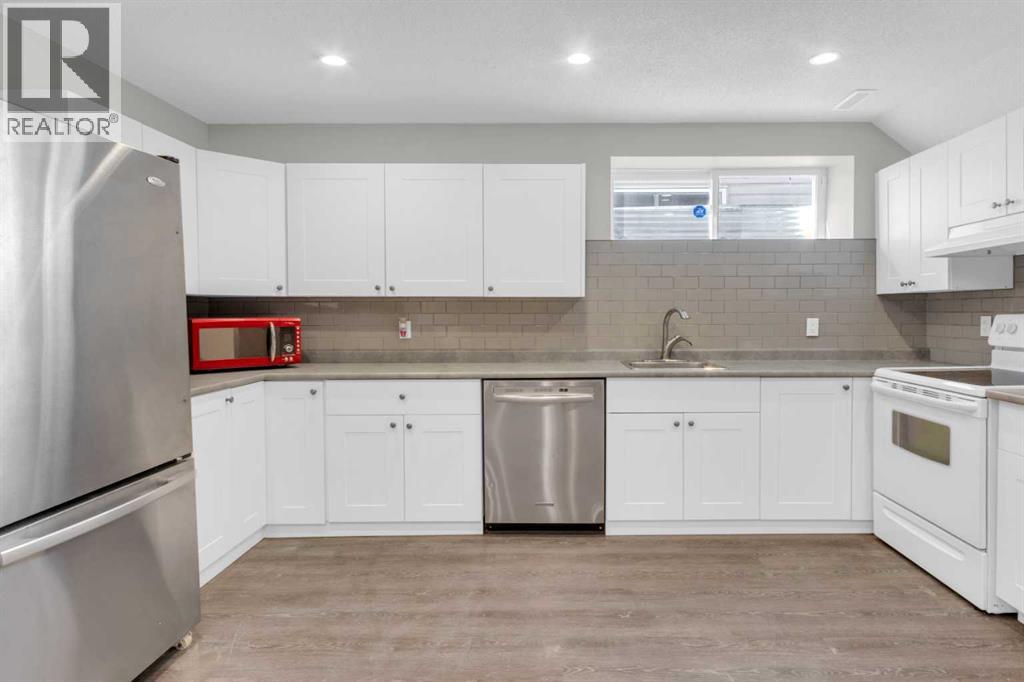 180 Kincora Drive NW, Calgary, Alberta  T3R 1L5 - Photo 29 - A2298046