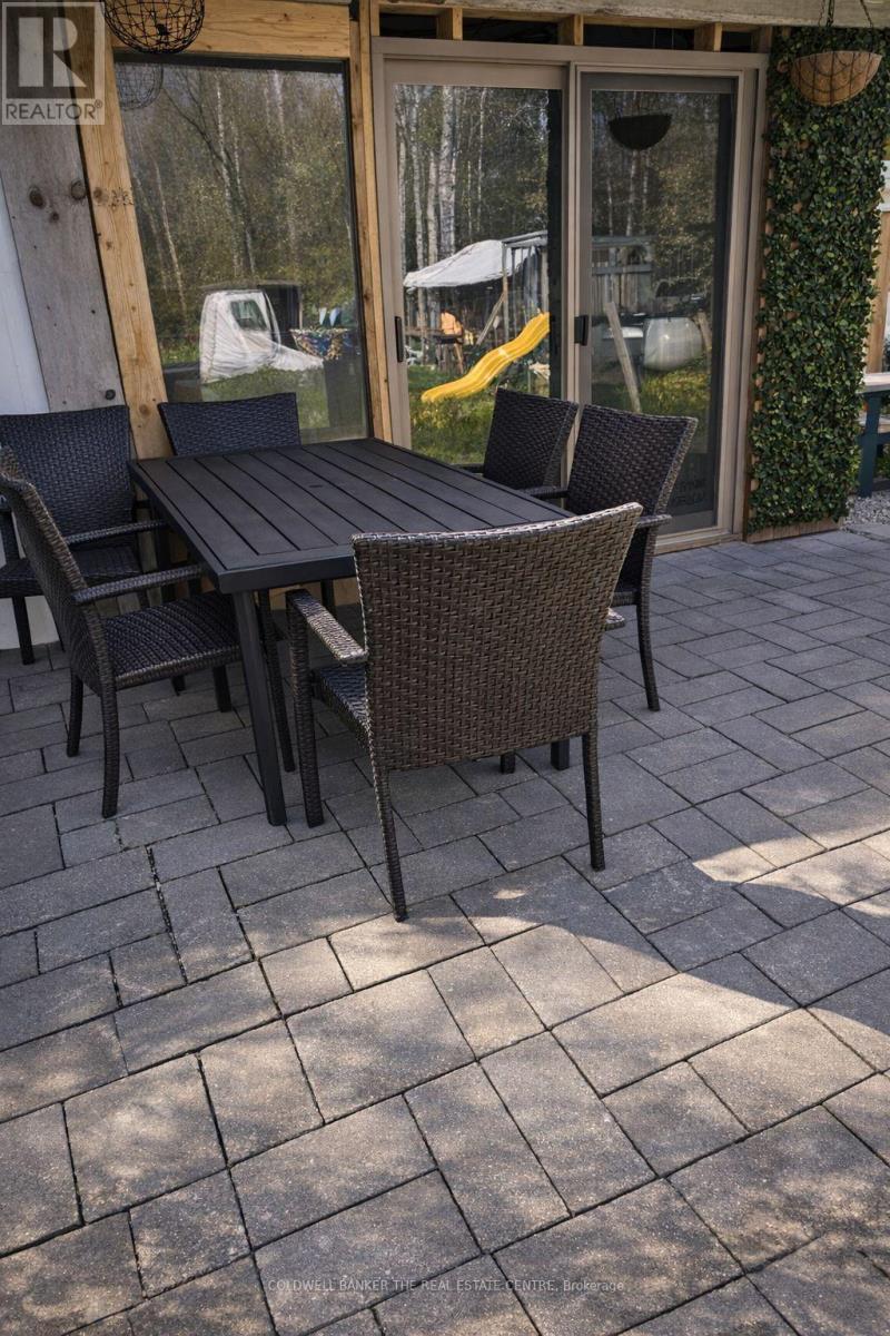 8352 Main Lisle Street, Adjala-Tosorontio, Ontario  L0M 1M0 - Photo 45 - N12919788