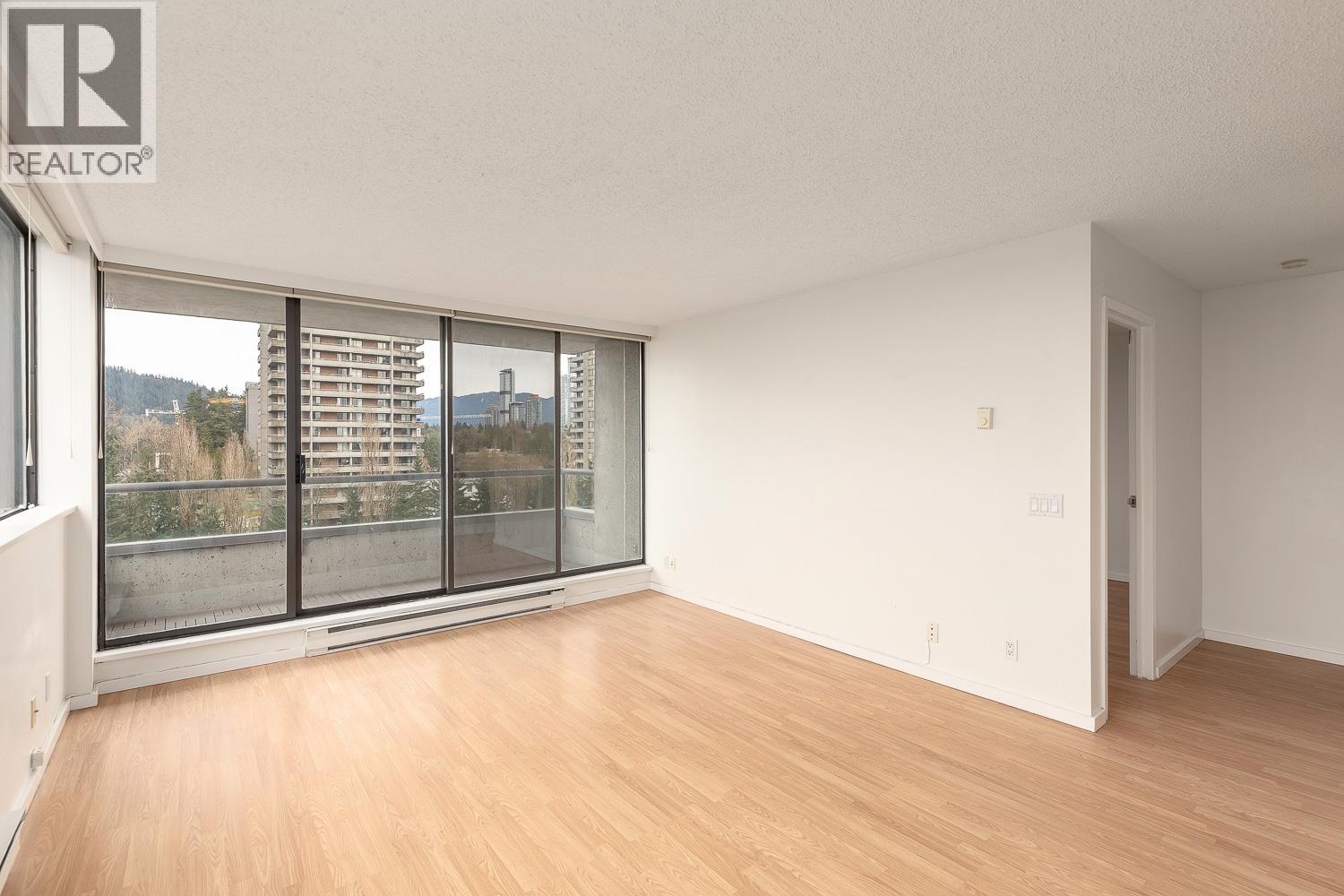 1206 3970 Carrigan Court, Burnaby, British Columbia  V3N 4S5 - Photo 5 - R3106913