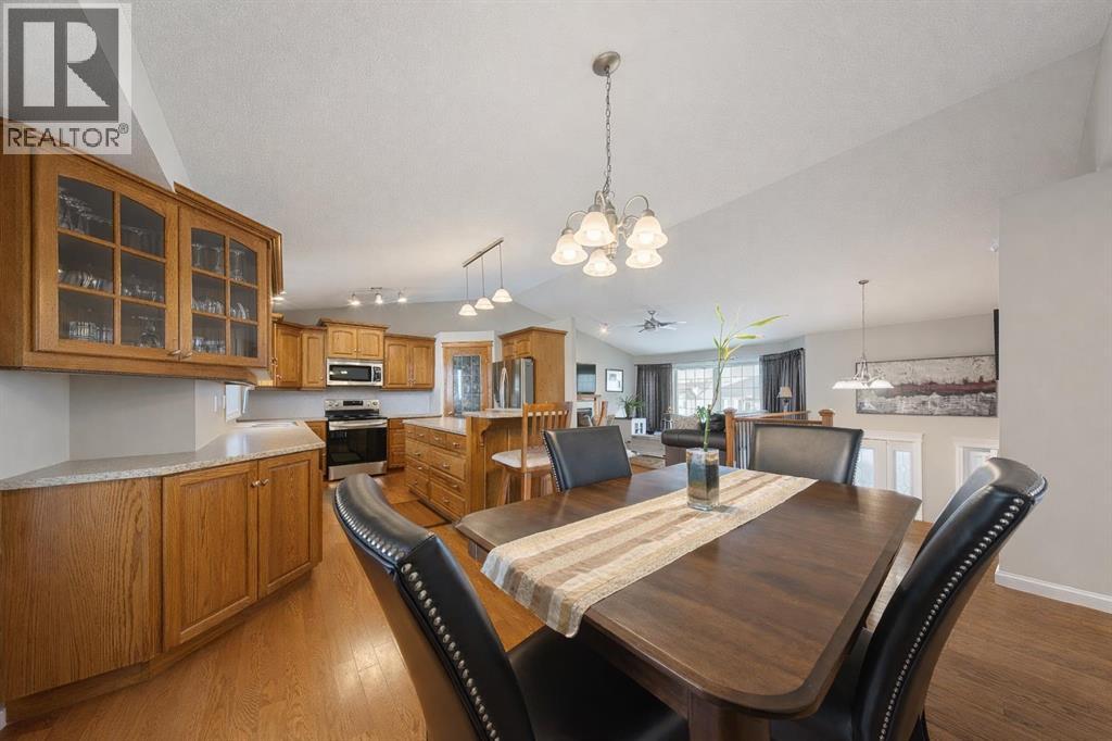 5912 62 Avenue, Ponoka, Alberta  T4J 1V5 - Photo 4 - A2294314