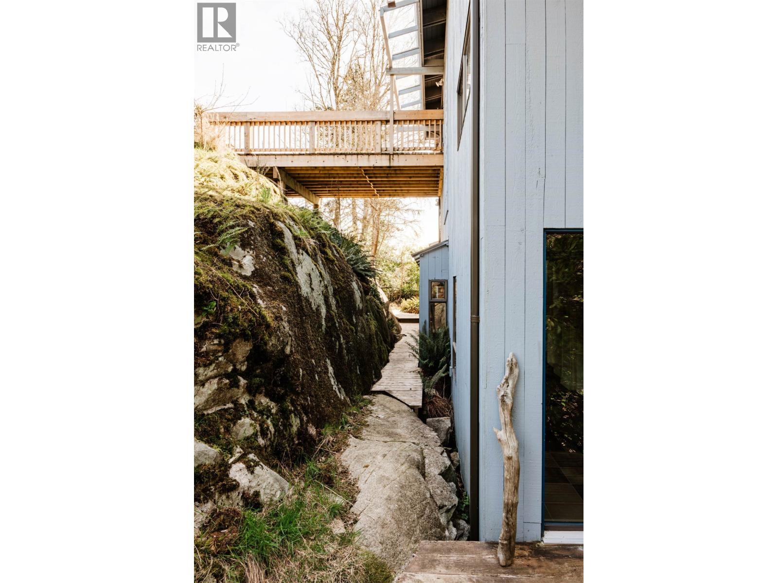 4477 Strathcona Road, North Vancouver, British Columbia  V7G 1G7 - Photo 34 - R3106916