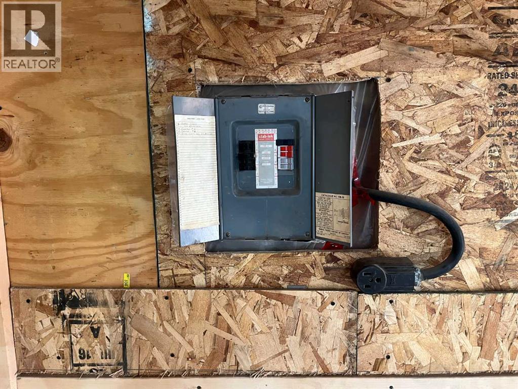 426 12b Street N, Lethbridge, Alberta  T1H 0M7 - Photo 10 - A2298320