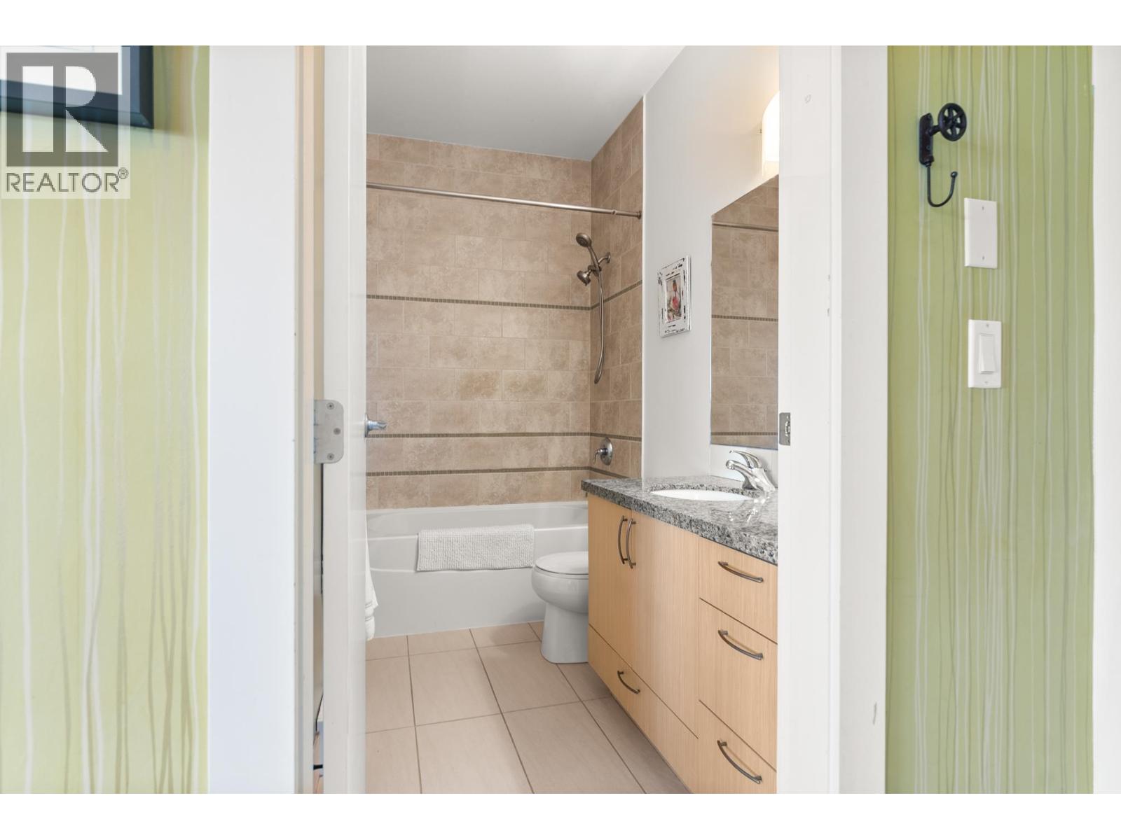 202 6233 London Road, Richmond, British Columbia  V7E 6R7 - Photo 22 - R3105139