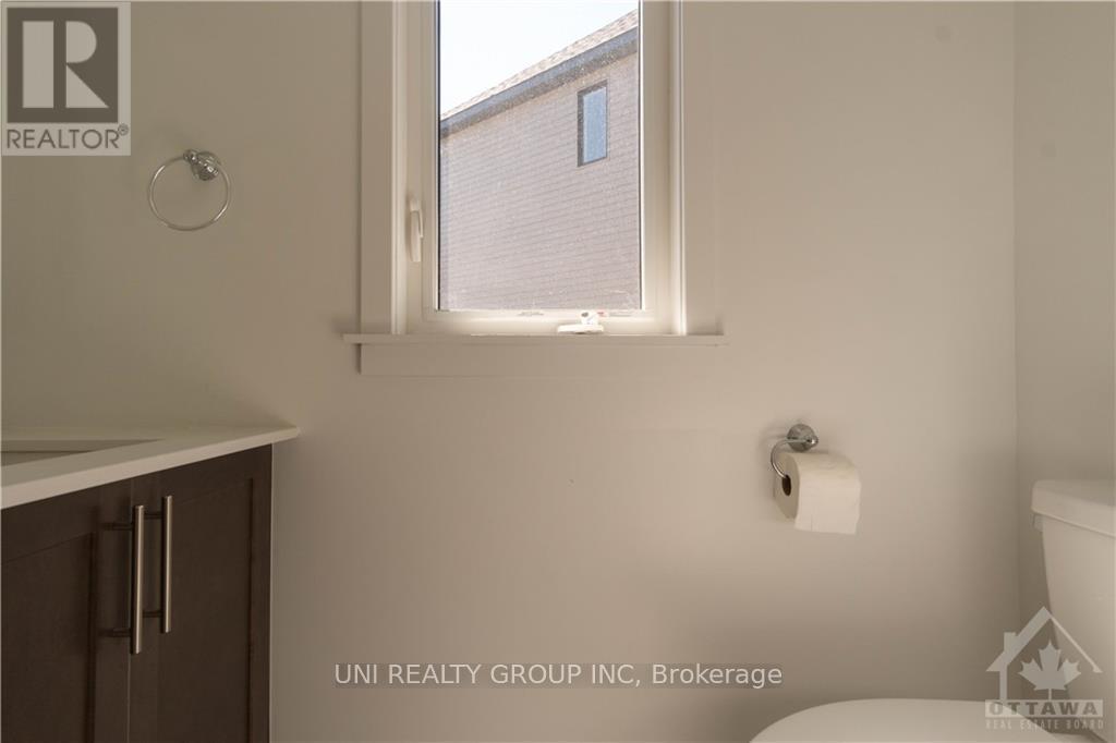 65 Robusta Lane, Ottawa, Ontario  K2J 6Y7 - Photo 15 - X12956422