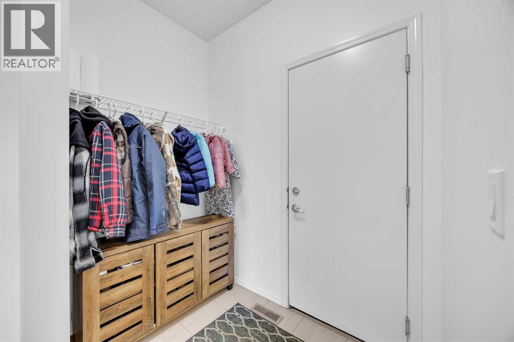 30 Cranarch View SE, Calgary, Alberta  T3M 2J3 - Photo 16 - A2298117