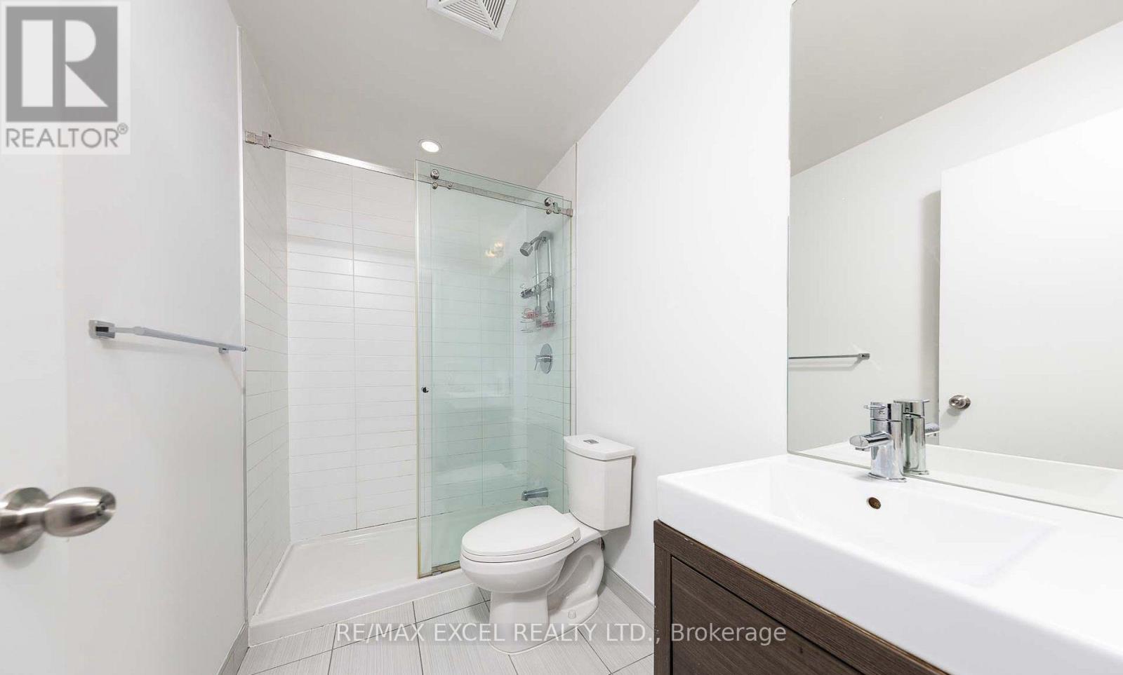 2601 - 70 Forest Manor Road, Toronto, Ontario  M2J 0A9 - Photo 9 - C12955964