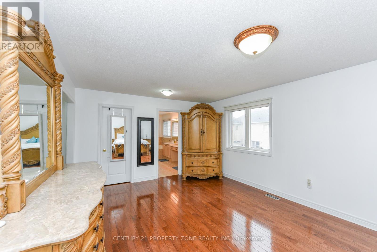 24 Jacksonville Drive, Brampton, Ontario  L6P 2Z3 - Photo 13 - W12948218