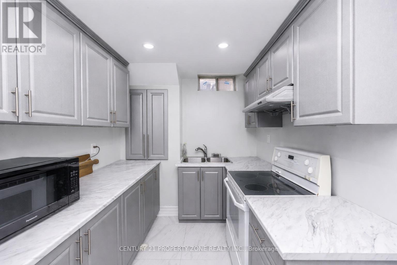 24 Jacksonville Drive, Brampton, Ontario  L6P 2Z3 - Photo 32 - W12948218