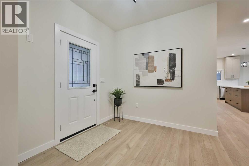 277 E 1 Avenue N, Magrath, Alberta  T0K 1J0 - Photo 3 - A2267463