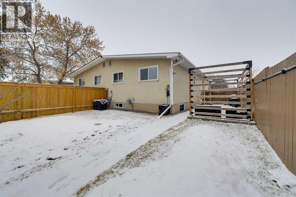 33 Wells Street, Red Deer, Alberta  T4N 5Y2 - Photo 29 - A2296533