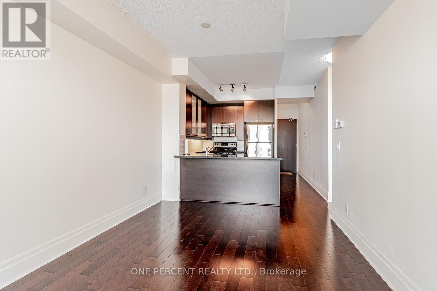 401 - 21 Upper Duke Crescent, Markham, Ontario  L6G 0B7 - Photo 18 - N12852720