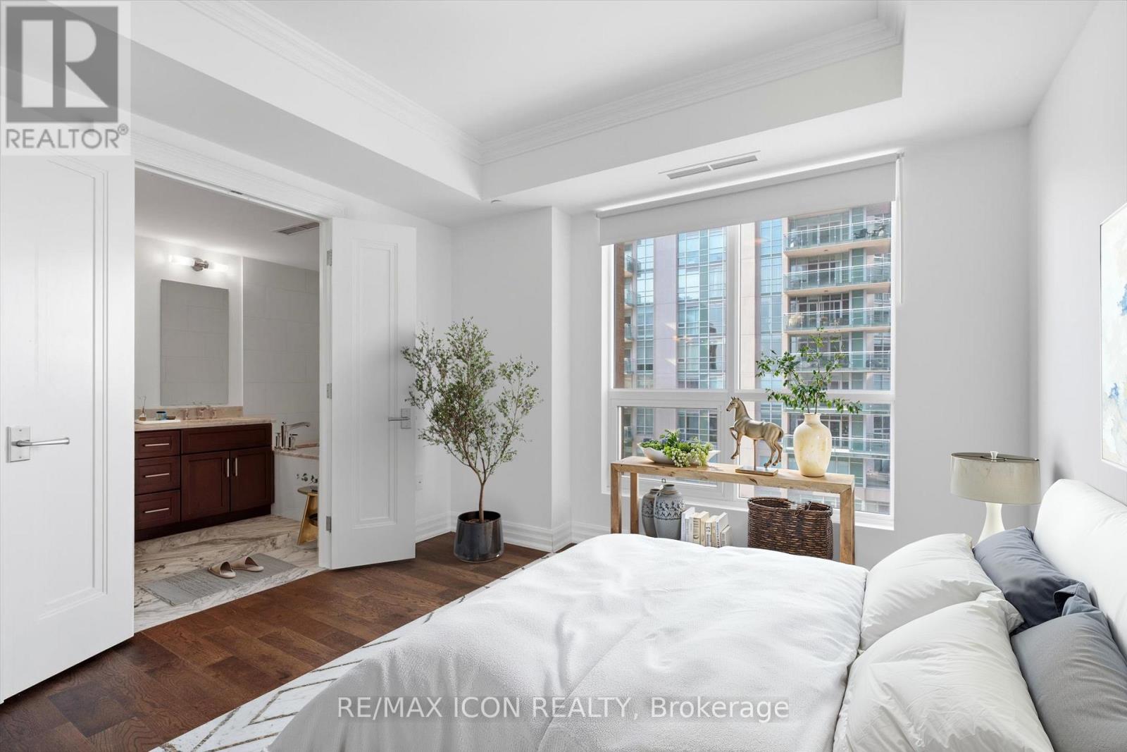 602 - 2060 Lakeshore Road, Burlington, Ontario  L7R 0G2 - Photo 27 - W12856272