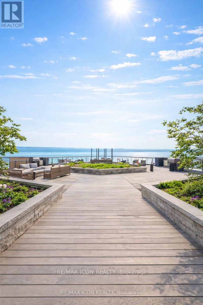 602 - 2060 Lakeshore Road, Burlington, Ontario  L7R 0G2 - Photo 43 - W12856272