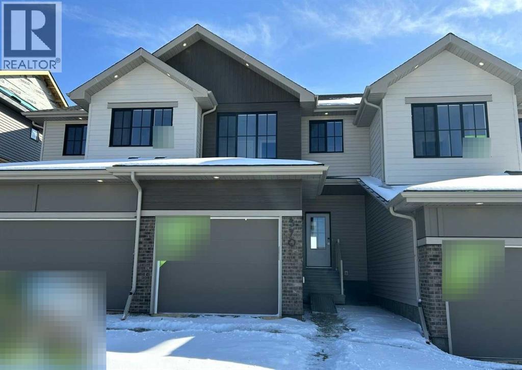 370 Heritage Boulevard, Cochrane, Alberta  T4C 0L3 - Photo 1 - A2294884