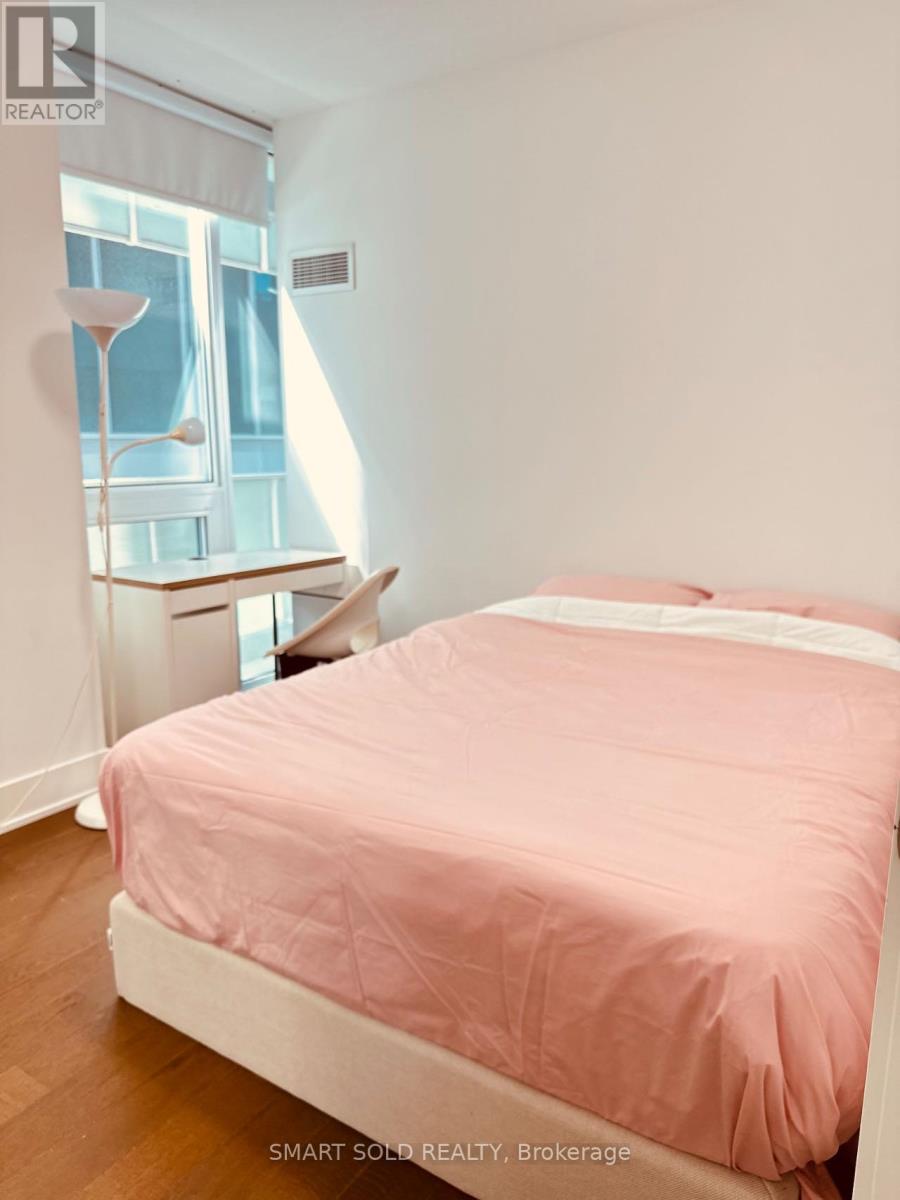 1201 - 200 Bloor Street W, Toronto, Ontario  M5S 1T8 - Photo 7 - C12956462