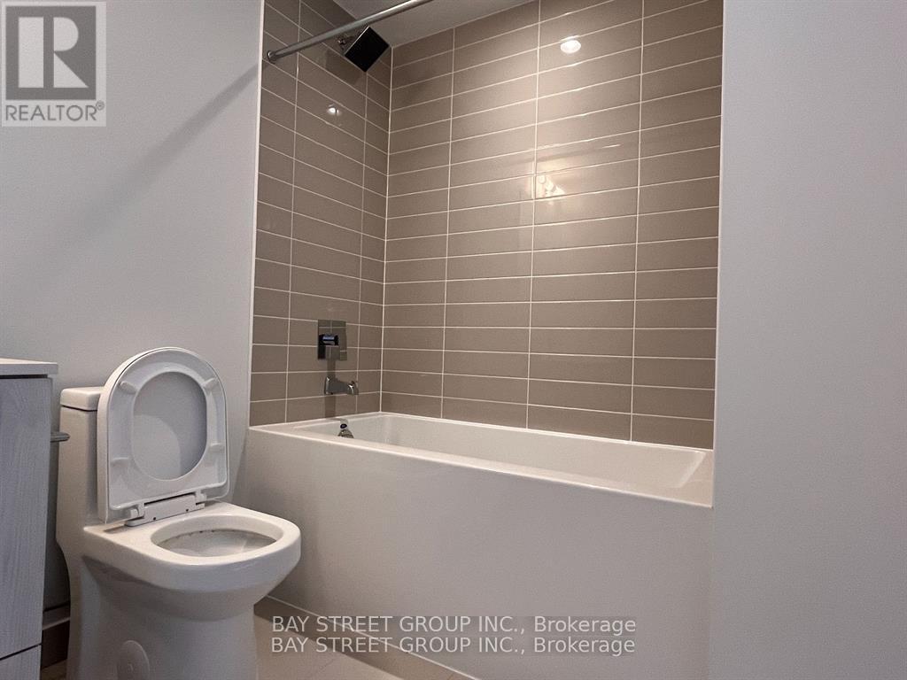 1705 - 181 Dundas Street E, Toronto, Ontario  M5A 1Z4 - Photo 5 - C12956464